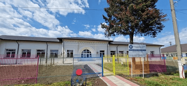 Modernizarea scolilor din comuna Fundeni